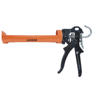 Pistolet à silicone